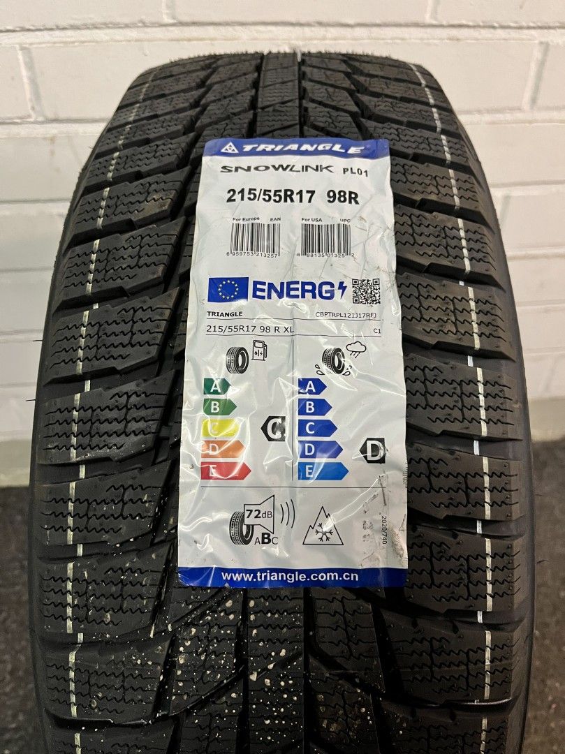 215/55R17 Triangle uudet kitkarenkaat