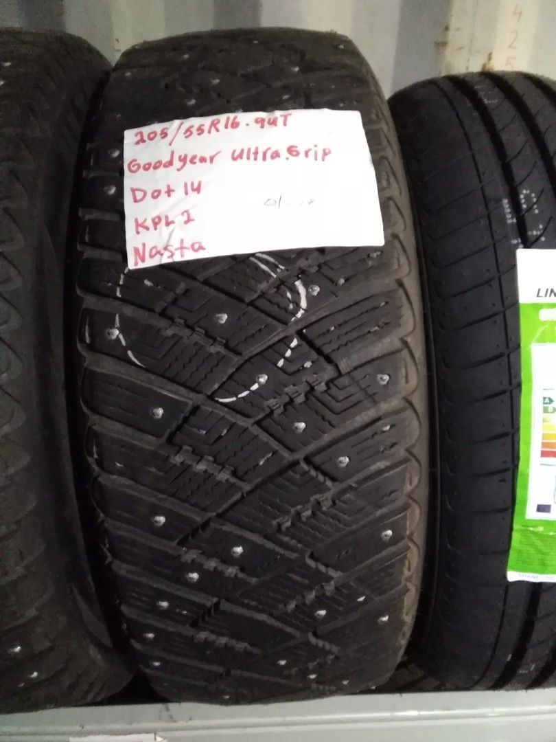 Nastarenkat 205/55R16 Good year ultra.Grip 2kpl