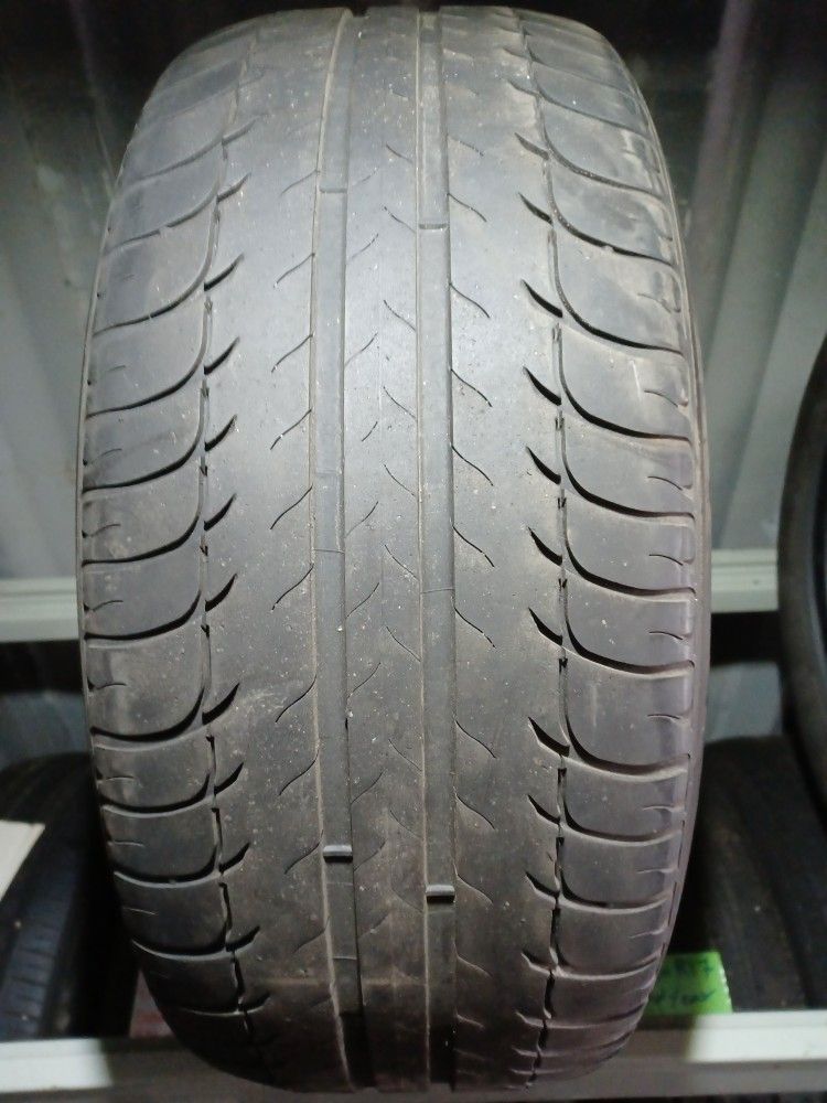 225/55 R16 95V Goodrich käytetty kesärengas