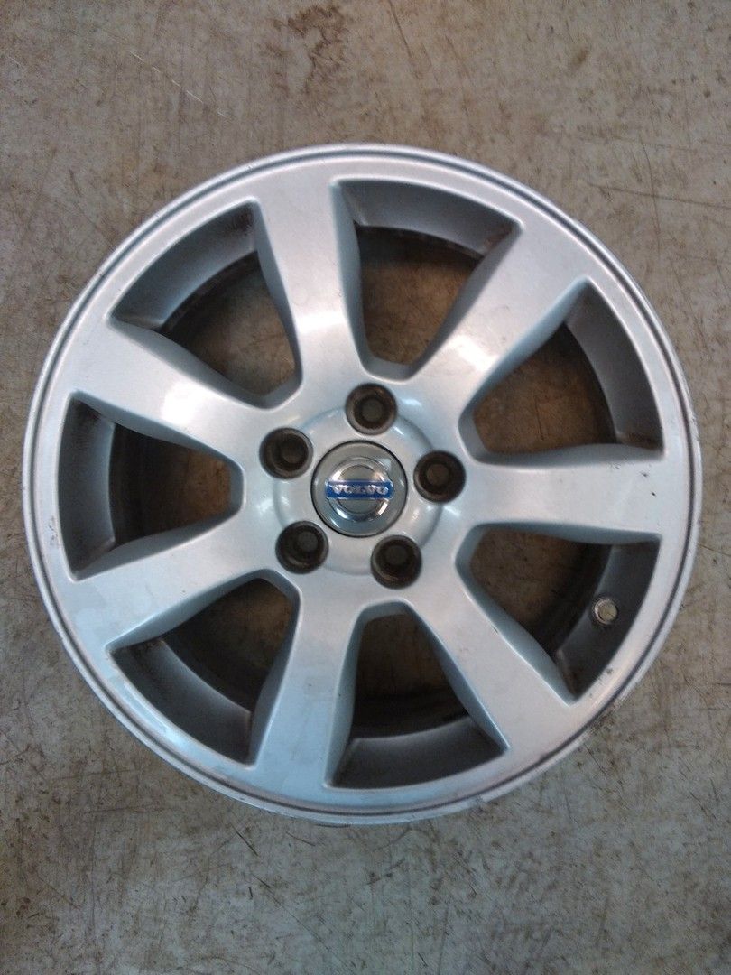 Vanne Volvo alkuperäinen käytetty 16" Q0921