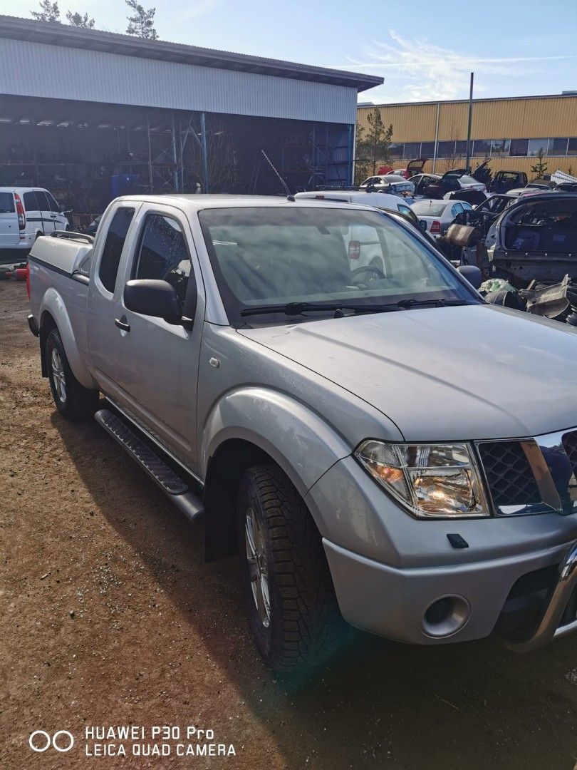 Nissan navara OSINA