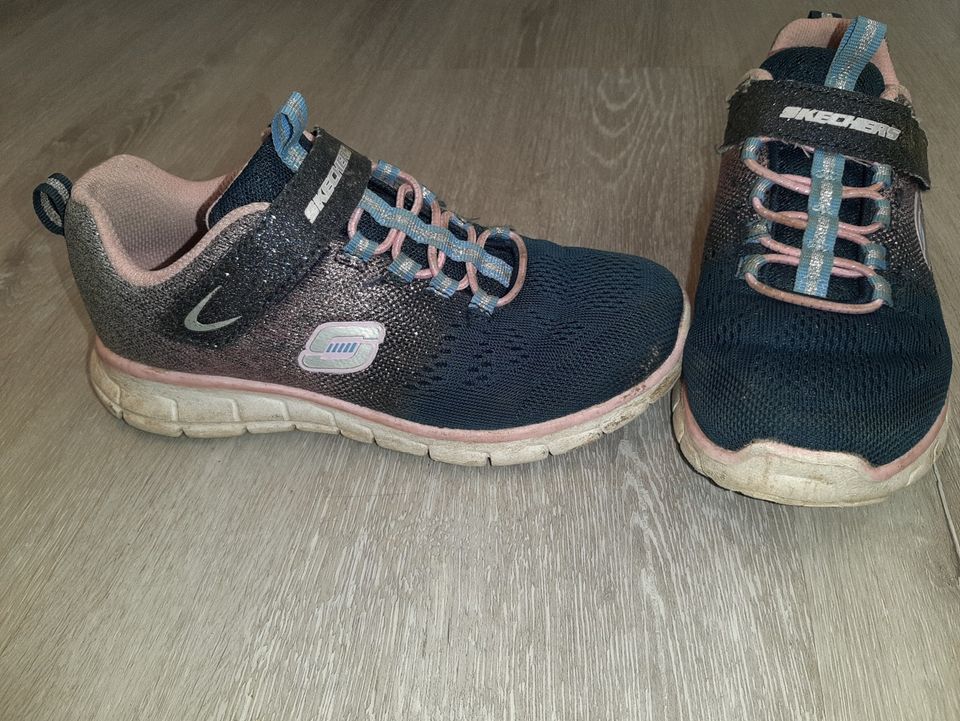 Skechers lenkkarit 30-31, tennarit korkeavartiset