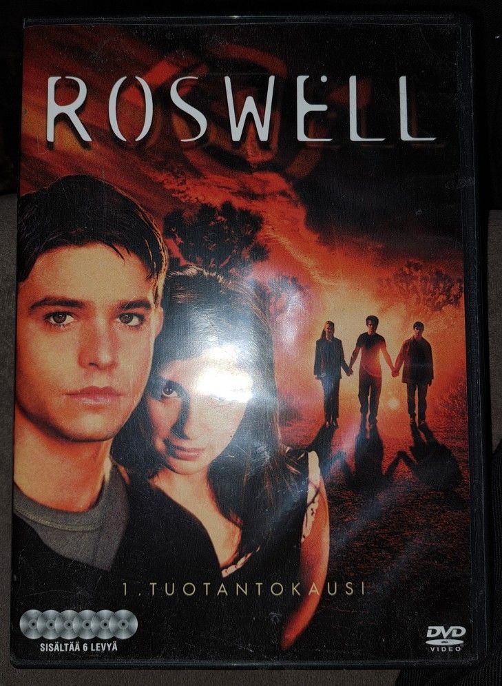 Roswell kausi 1 dvd