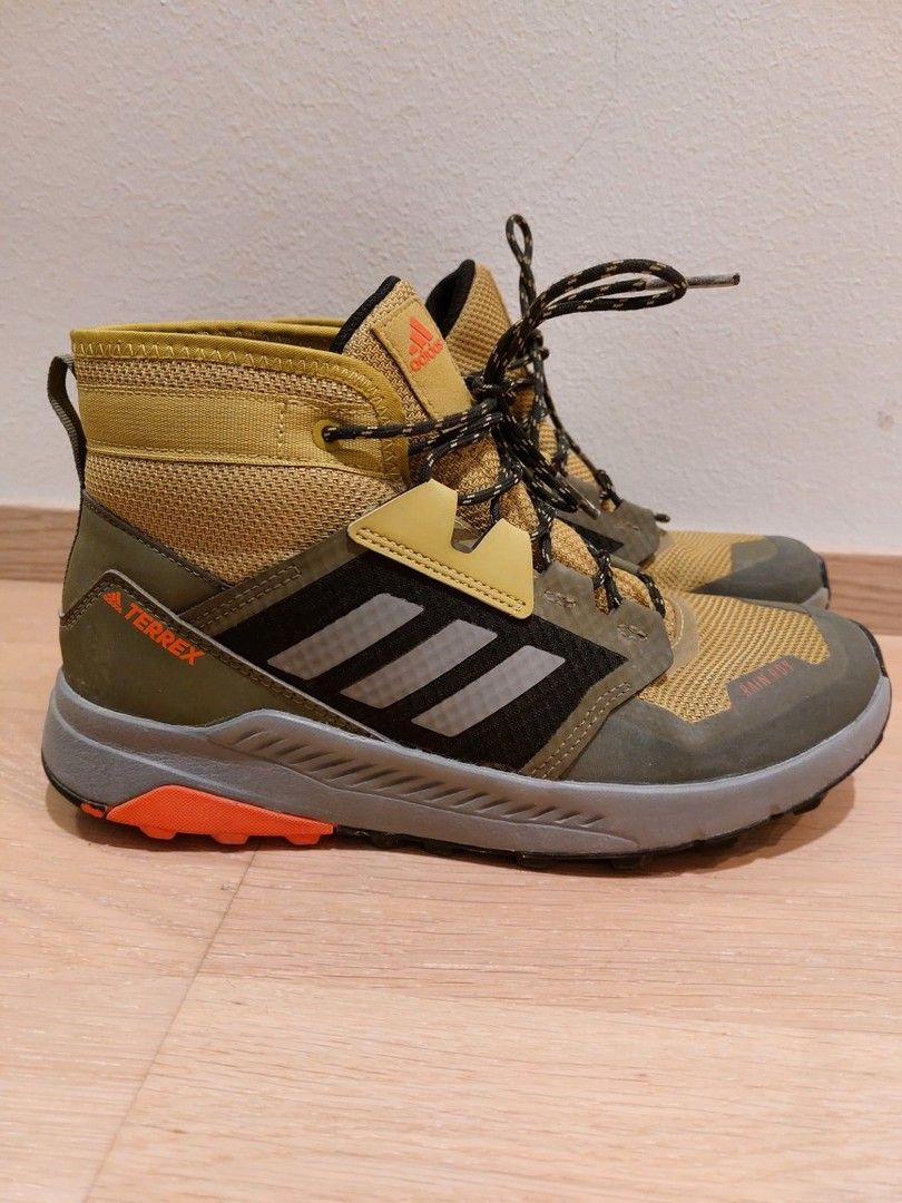 Adidas Terrex lasten kengät 39 1/3 -vain nouto