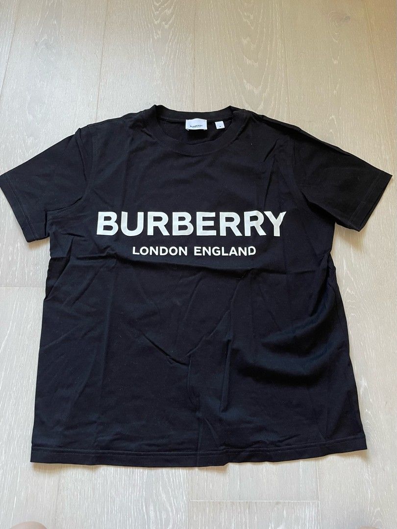 Burberry t-paita, koko M
