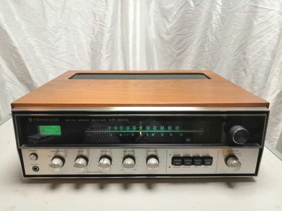 Kenwood KR-3200 Stereo viritinvahvistin