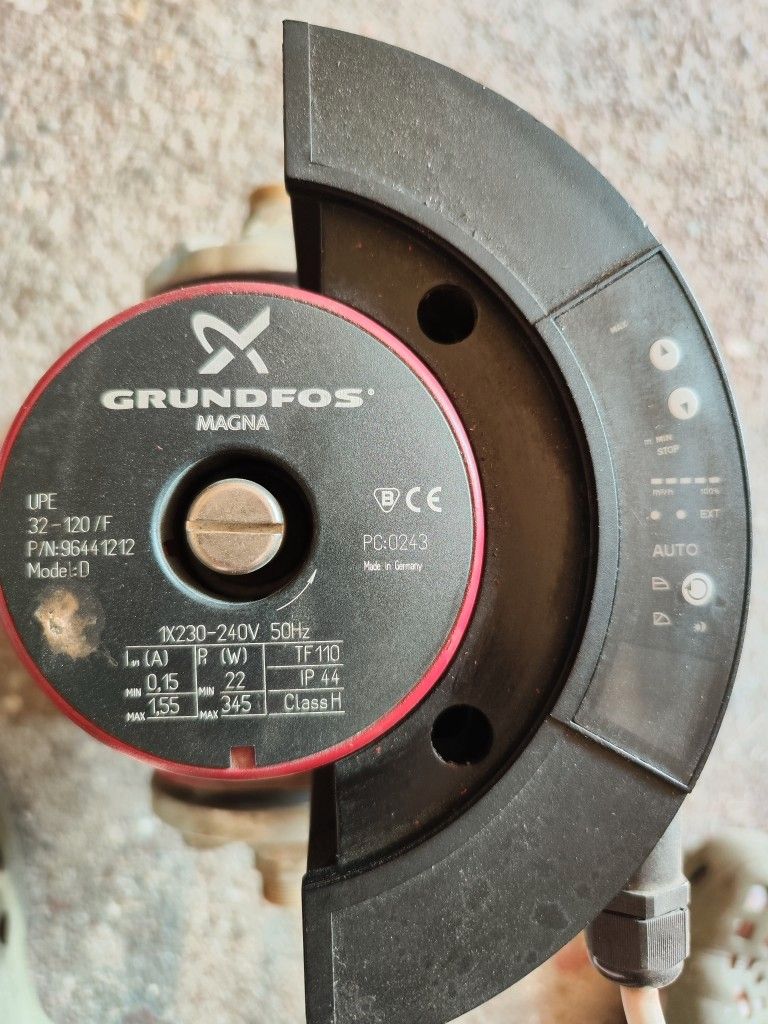 Grundfos magna upe 32-120/f