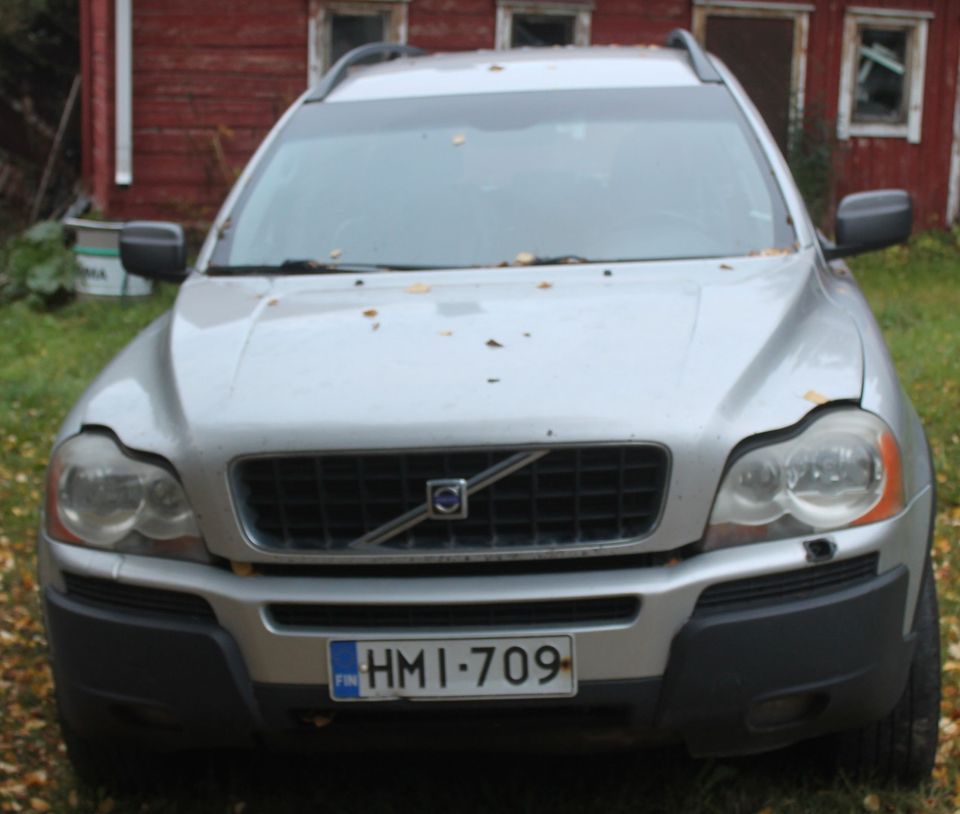 Volvo XC 90 -04 Osina