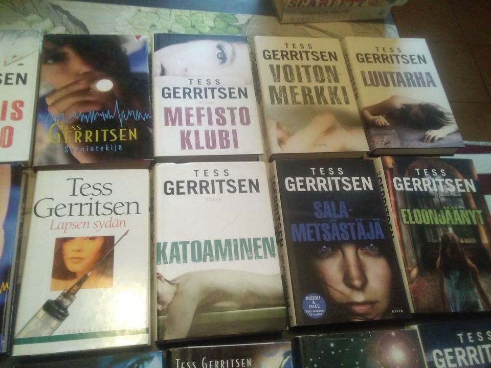 Tess Gerritsen x 17
