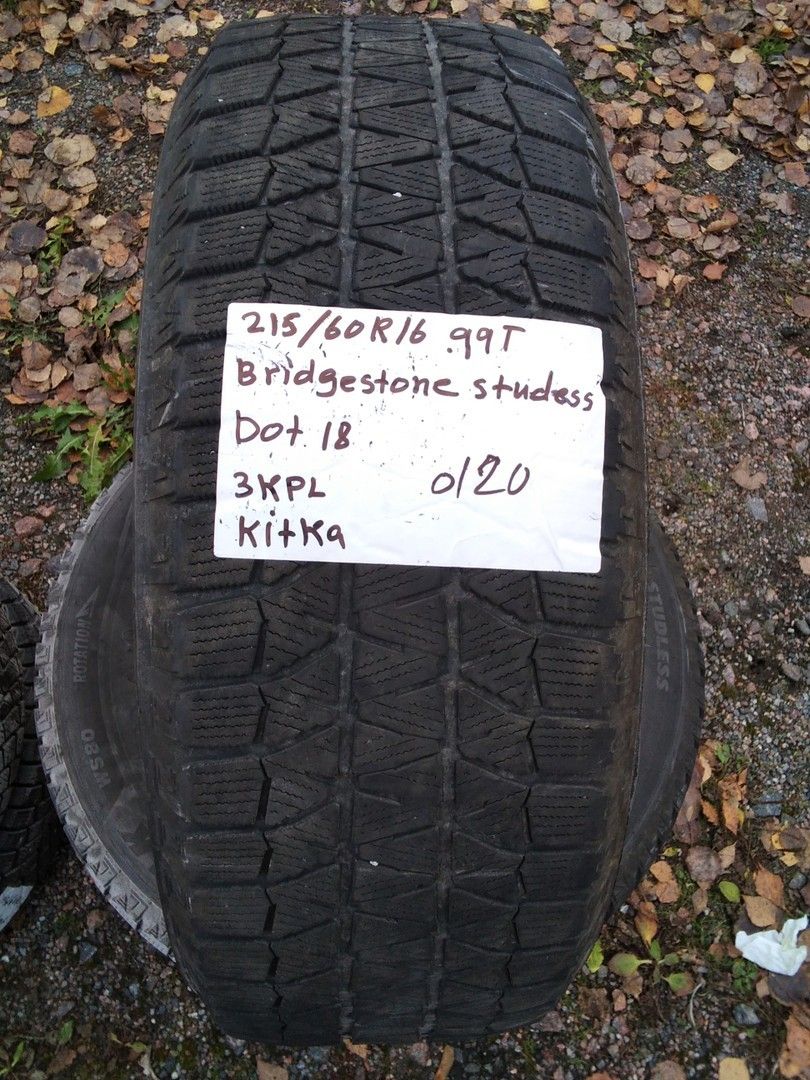 Kitkarenkaat 215/60R16 Bridgestone 3kpl Q166