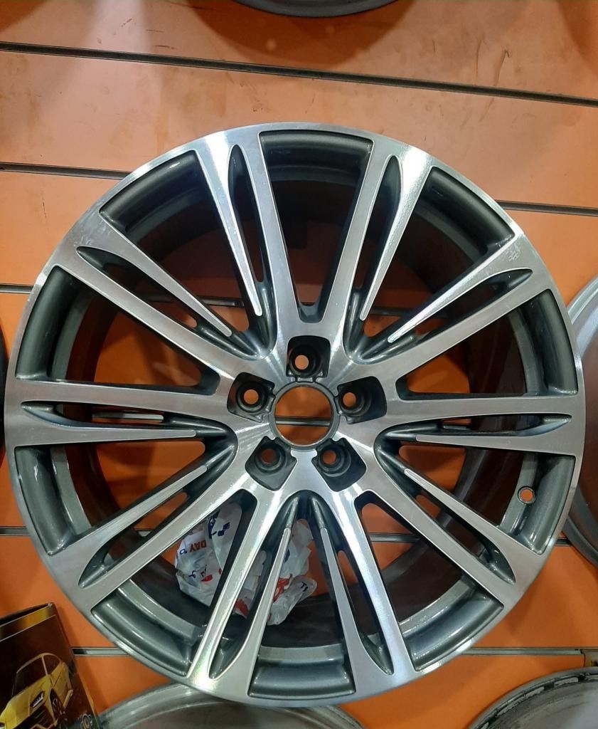 Audi R20 5x112 66.6 kaytetyt