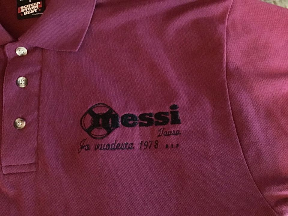 Ravintola Messi pikeepaita