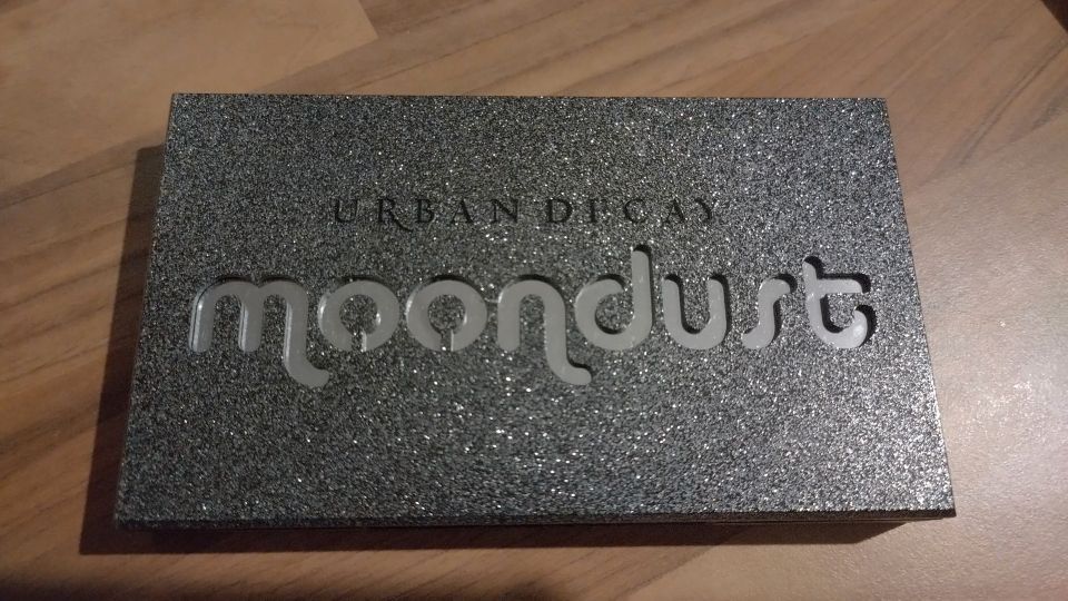 Urban Decay Moondust luomiväripaletti