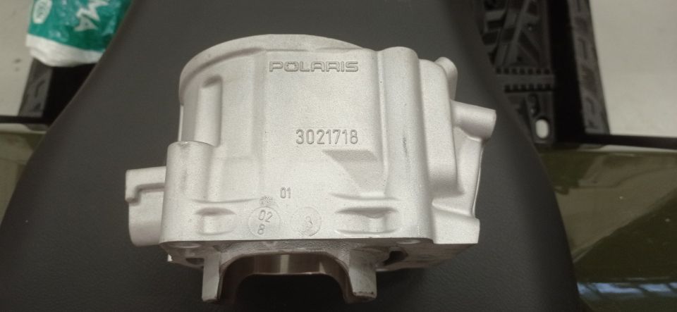 Polaris cv-tech pinnoitettu sylinteri 3021718