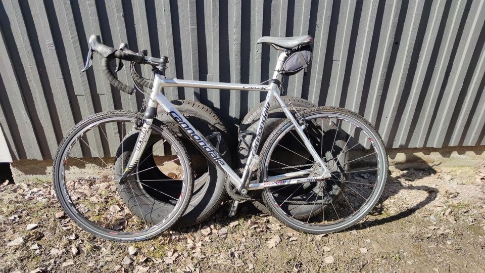 Cyclocross tai Gravel 54/56