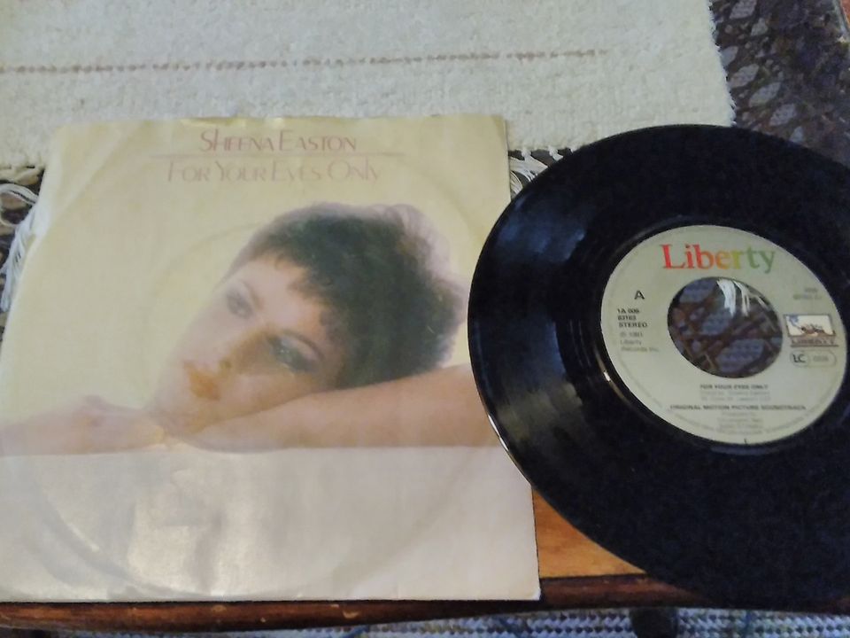 Sheena Easton 7" For your eyes only