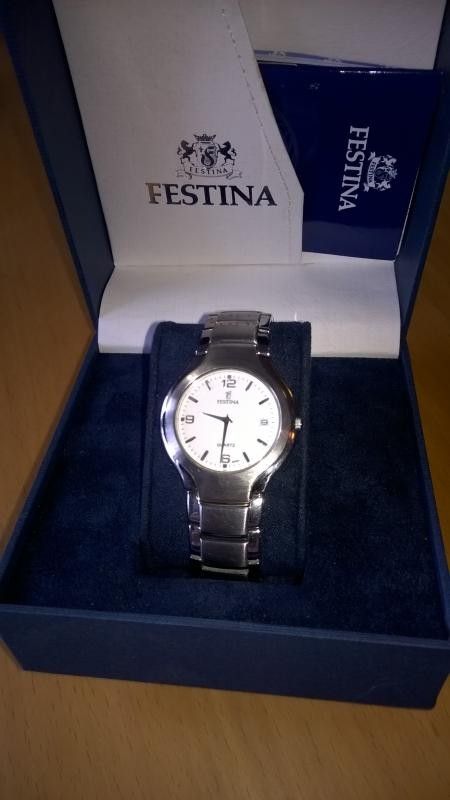 Festina Miesten Rannekello