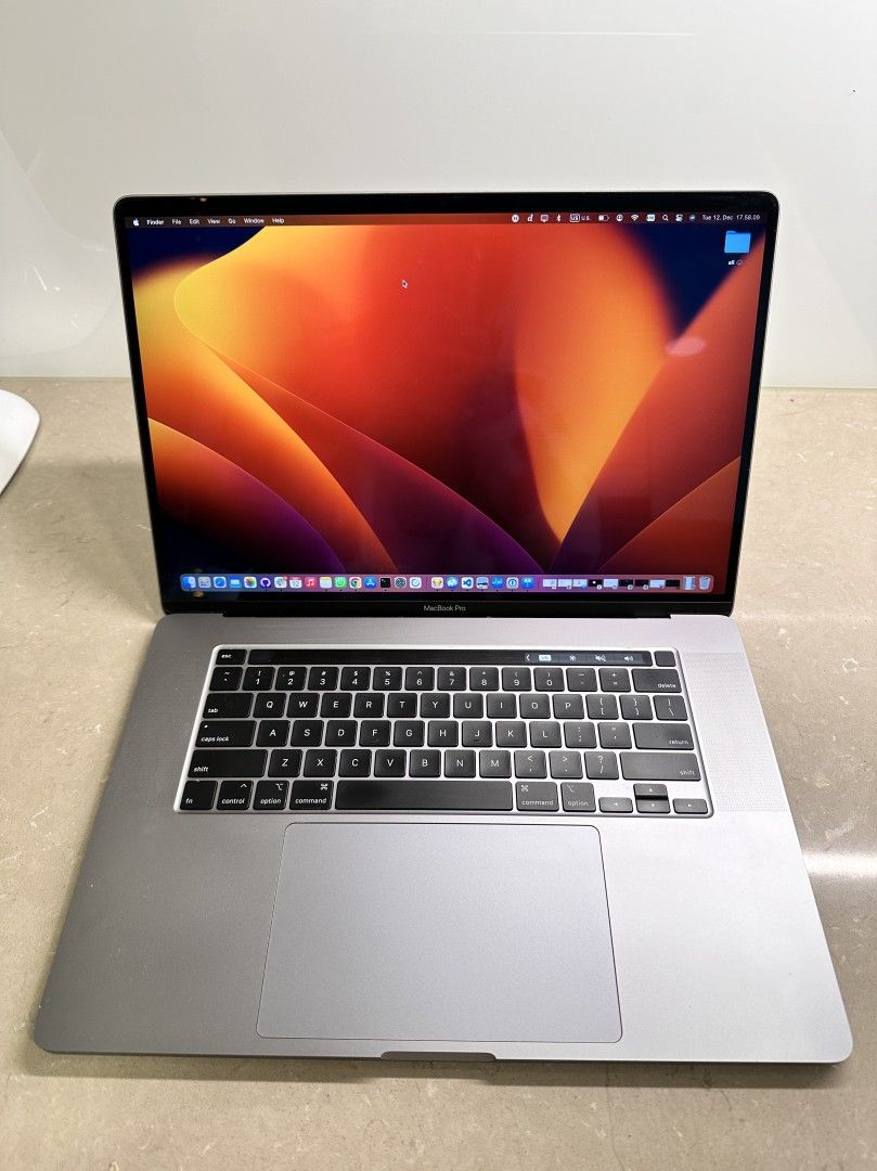 Apple MacBook Pro 16" 2019 i9