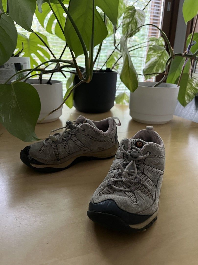 Merrell lasten kengät koko 32