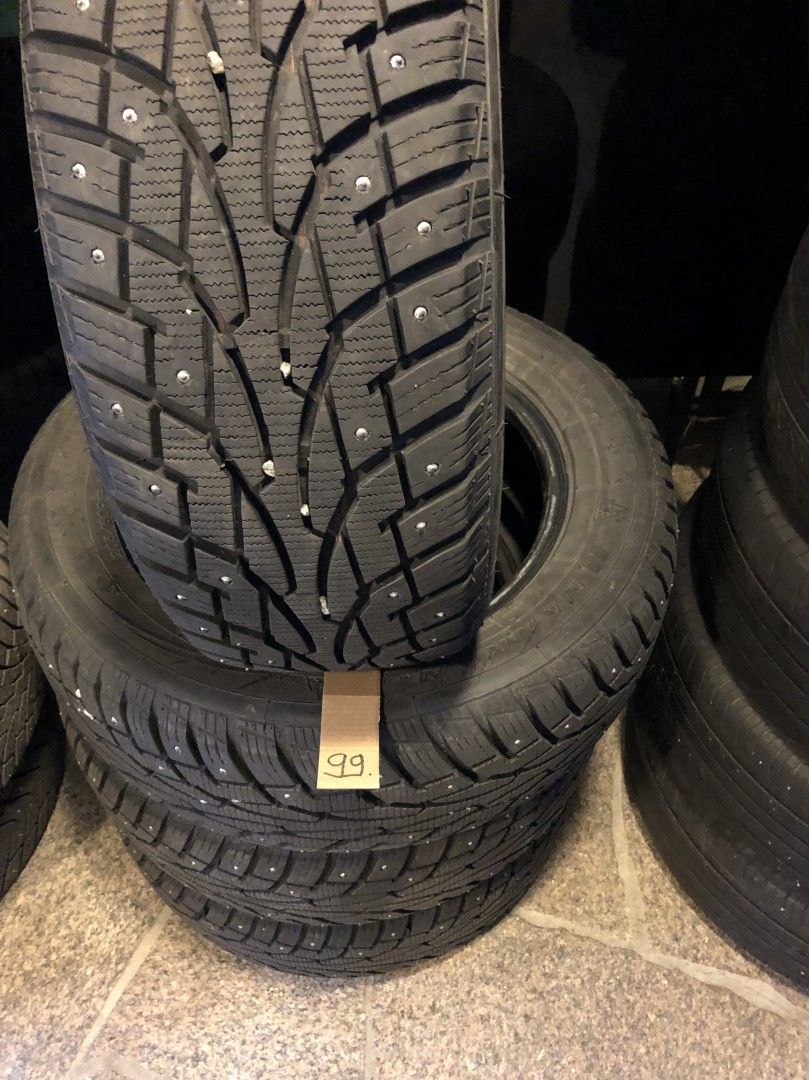 205/60 R 15 nastarenkaat