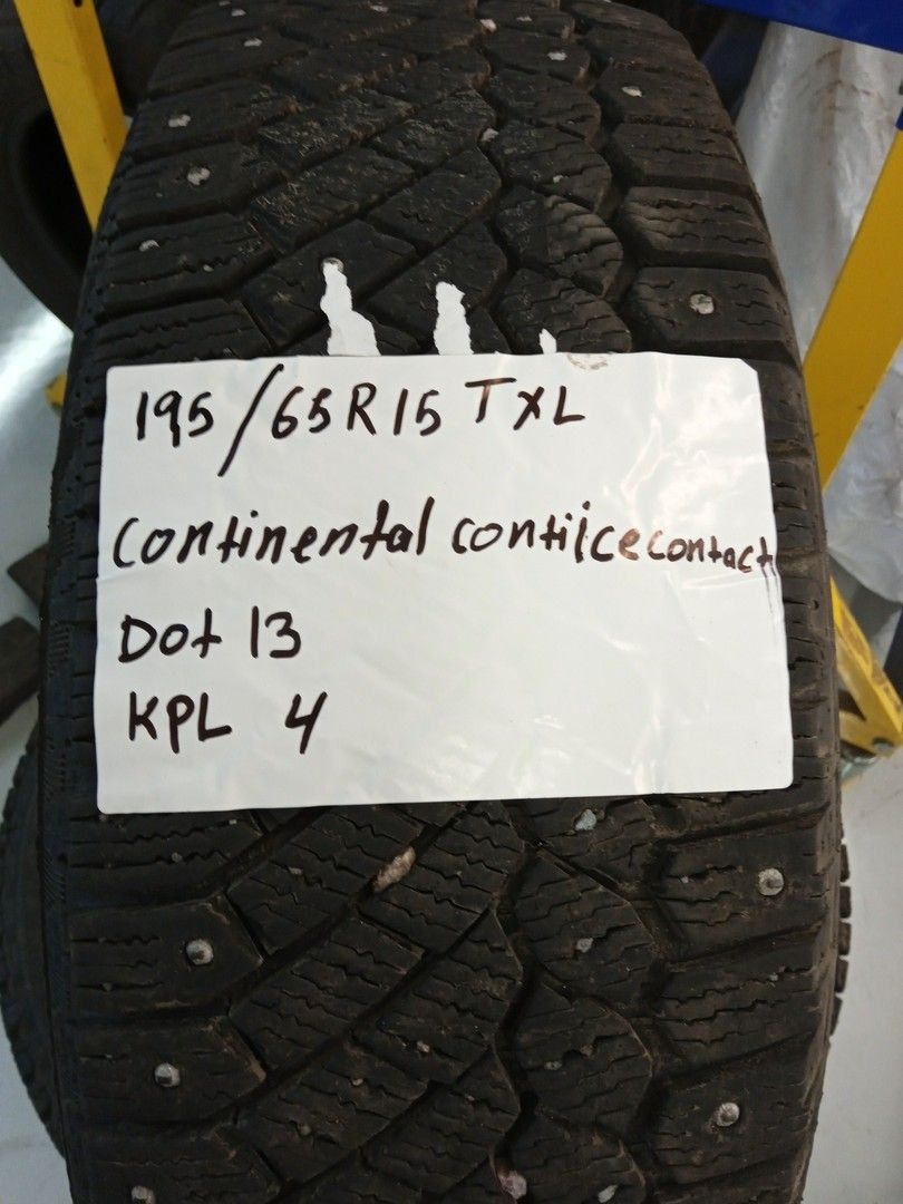 Nastarenkaat 195/65 R15 continental