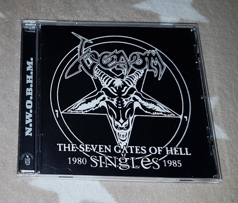 Venom - The Seven Gates Of Hell CD