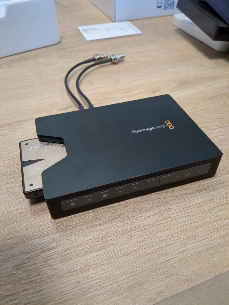 Blackmagic Hyperdeck Shuttle 2 SSD-tallennin