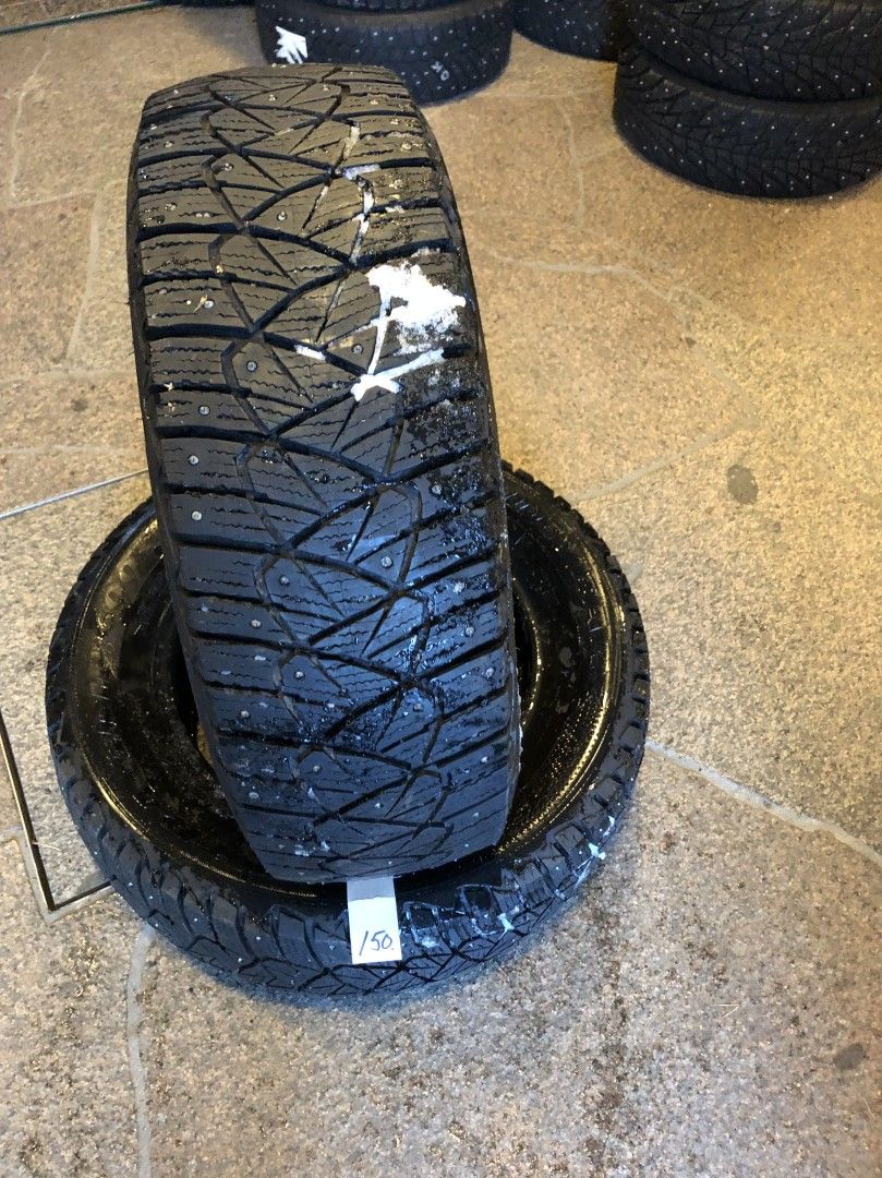 215/65 R 16 nastarenkaat 2 kpl