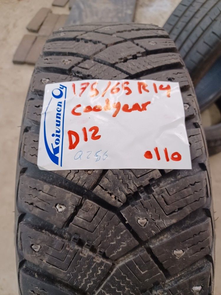 Nastarenkaat 175/65R14 goodyear 4 kpl Q256