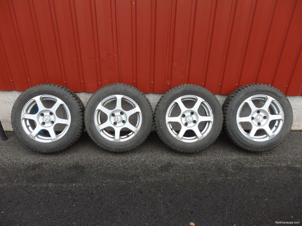 Hyvät Nordman 185/65R15 -nastat 4x108-aluilla