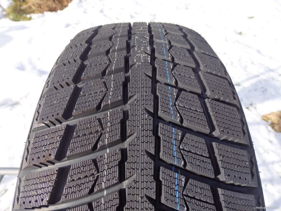 Uudet Linglong 225/60R16 -kitkarenkaat rahteineen