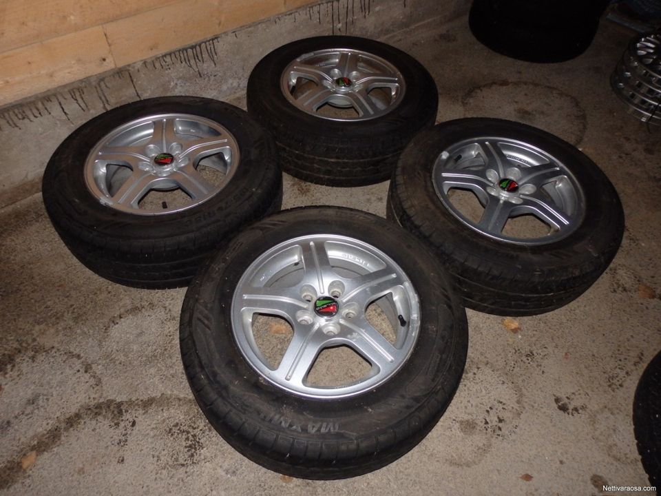 Hyvät GT-Radial 195/70R15C -kesärenkaat+Viton alut