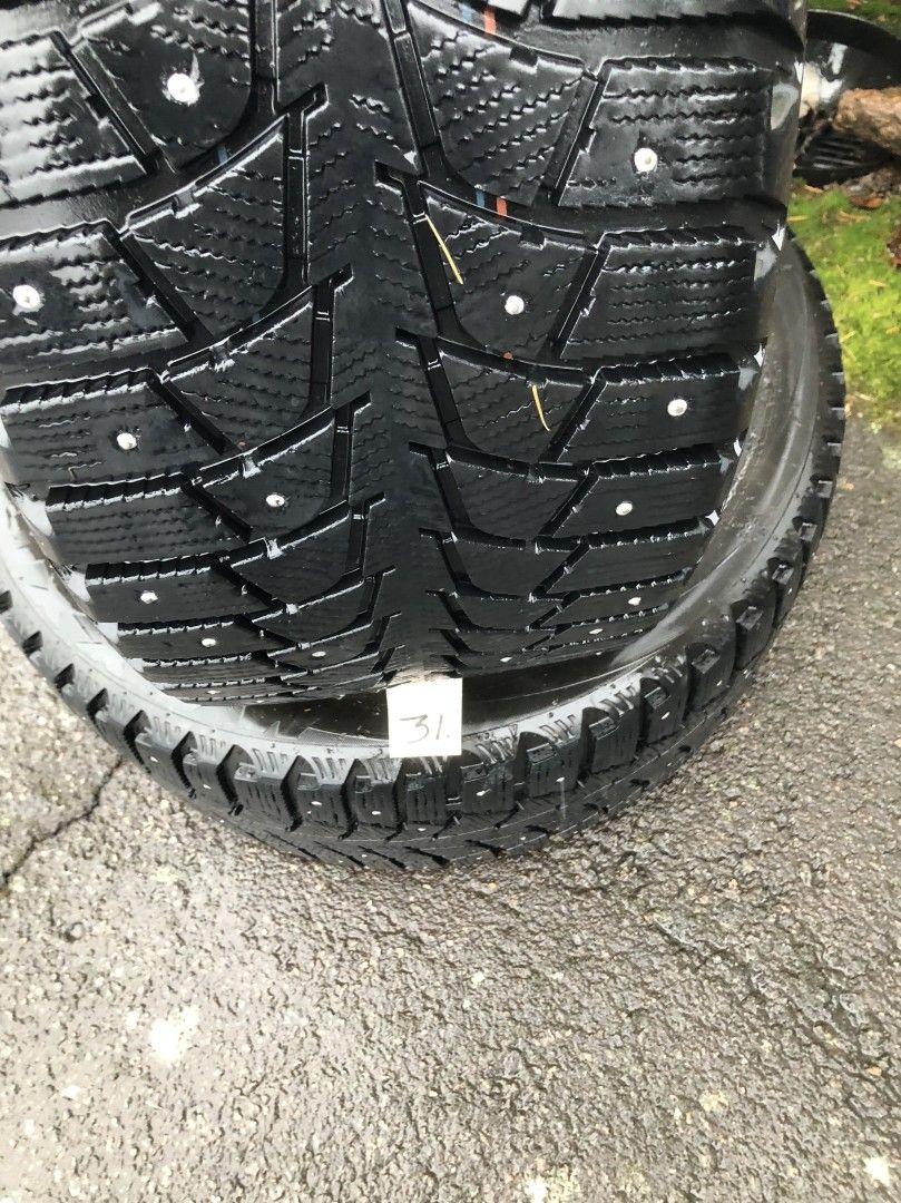 245/40 R 18 nastarenkaat 2 kpl