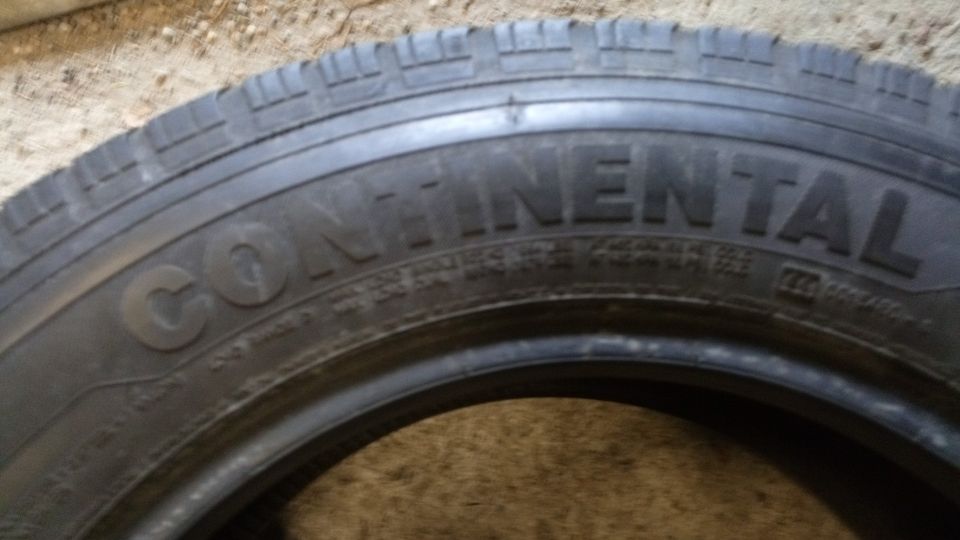 3x 195/70R15C Continental VAN 08