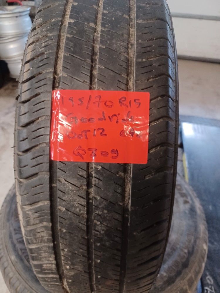 Kesärenkaat 195/70R15C goodride 4 kpl Q309