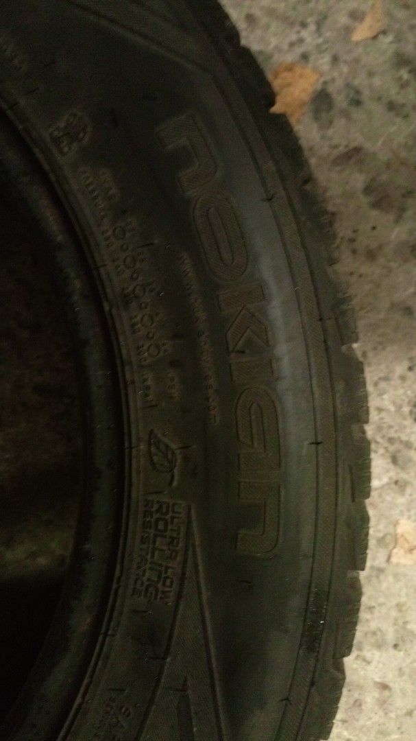 4x 185/65R15 Nokian HKPL R2 talvirenkaat