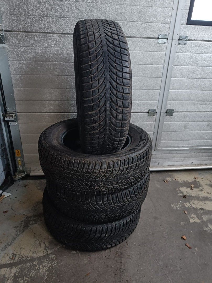 Kitkarengas sarja Michelin latitude 235/65 R17