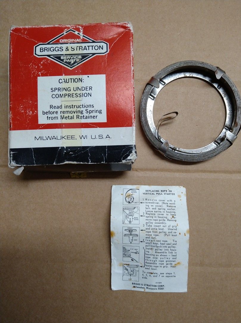 Briggs&Stratton käynnistysjousi 390066 8821