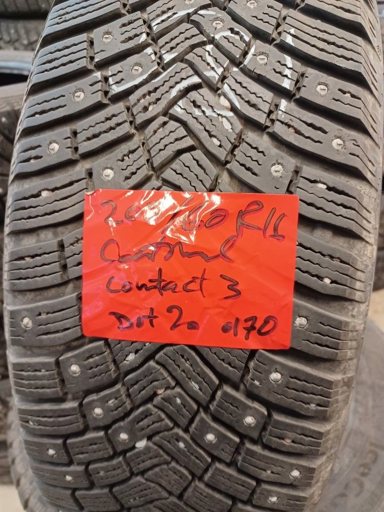 Nastarenkaat 205/60R16 continental Q185 myyty