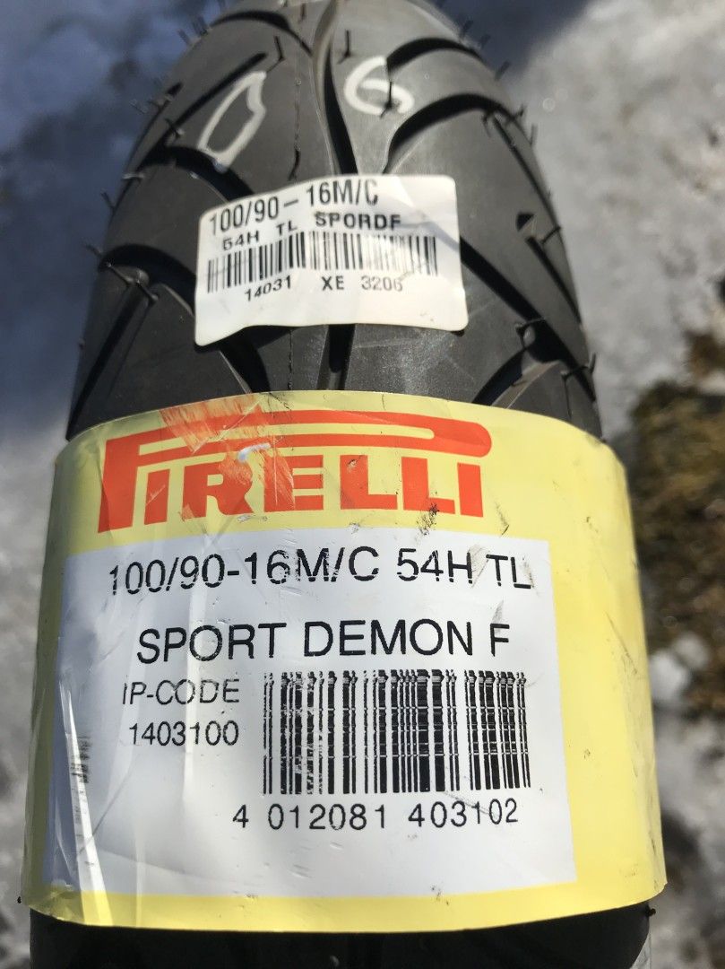 Pirelli Sport Demon 100/90-16