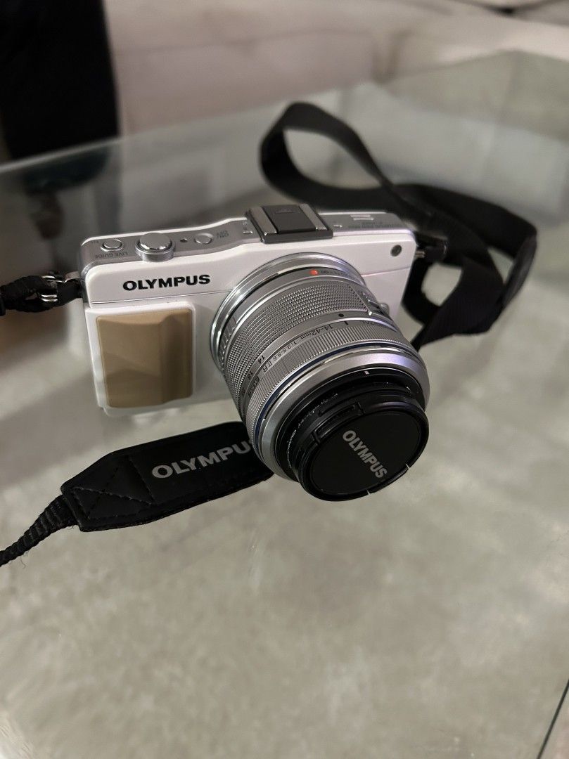 Olympus pen mini järjestelmäkamera