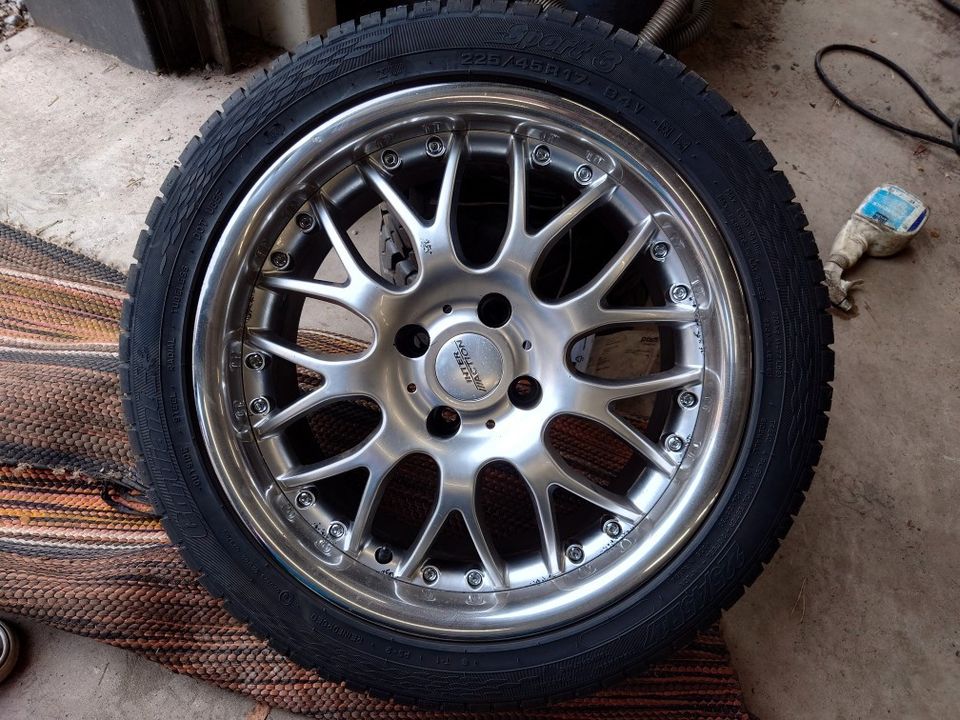 17" Vanteet 4*108, renkaat 225/45