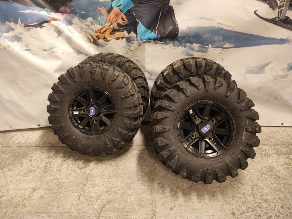 Maxxis MU-521 27" + Vanteet 4/156