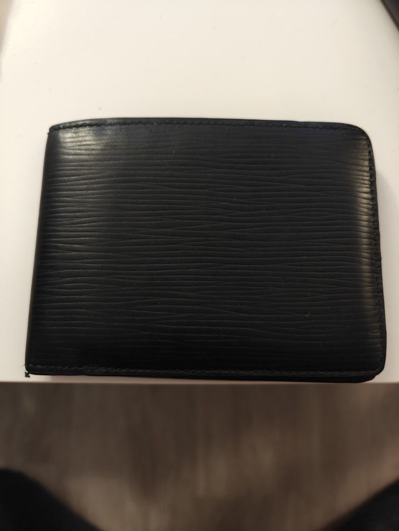 Louis Vuitton multiple wallet