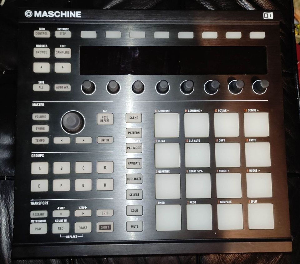 Native Instruments Maschine MK2