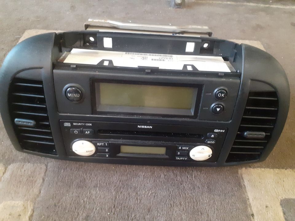 Nissan Micra K12 radio ja ajotietokone