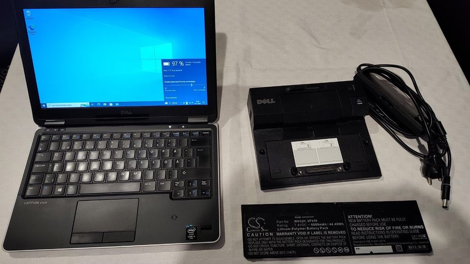 Dell e7240, 2 akkua, telakka, virtalähde