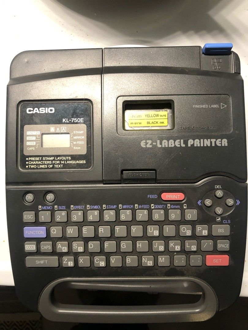 CASIO ez-Label printer KL-750E