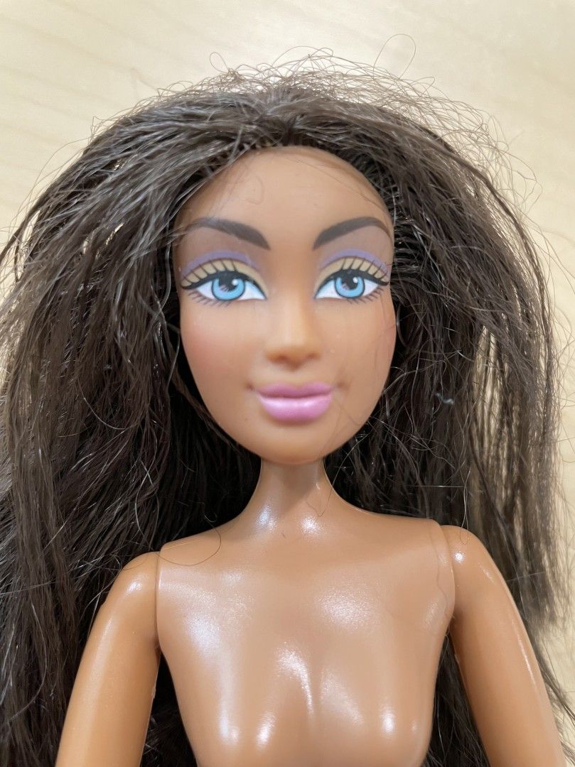 Barbie Flavas Tika (Mattel)