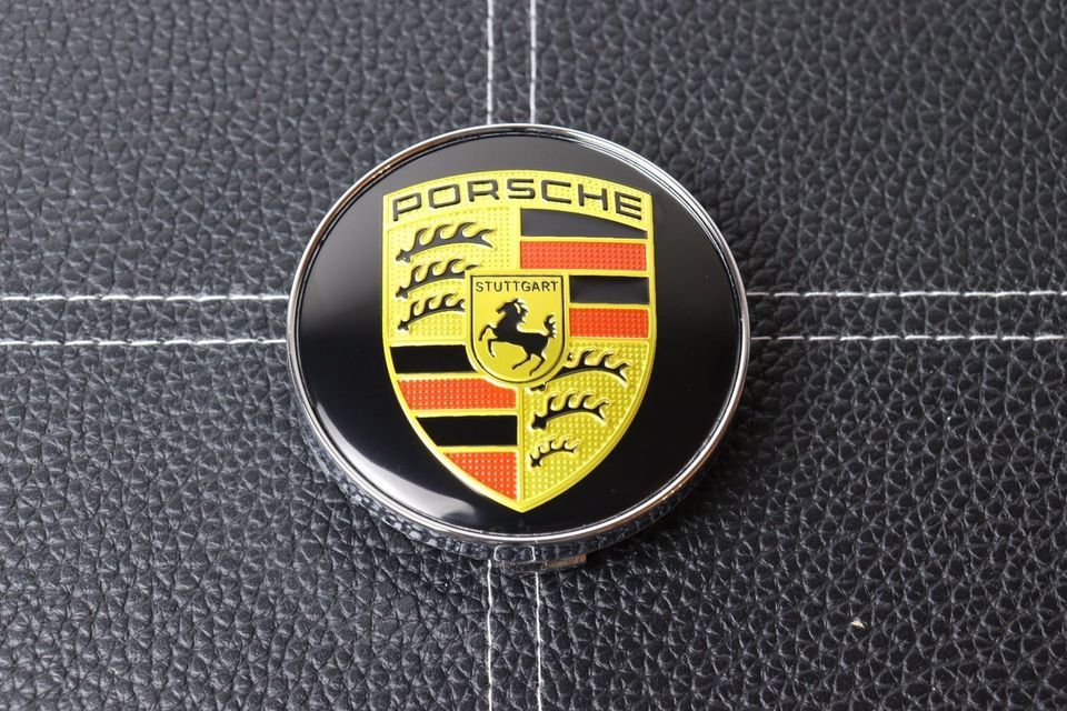 Porsche Vannekeskiöt ; Kulta-Mustat 60mm